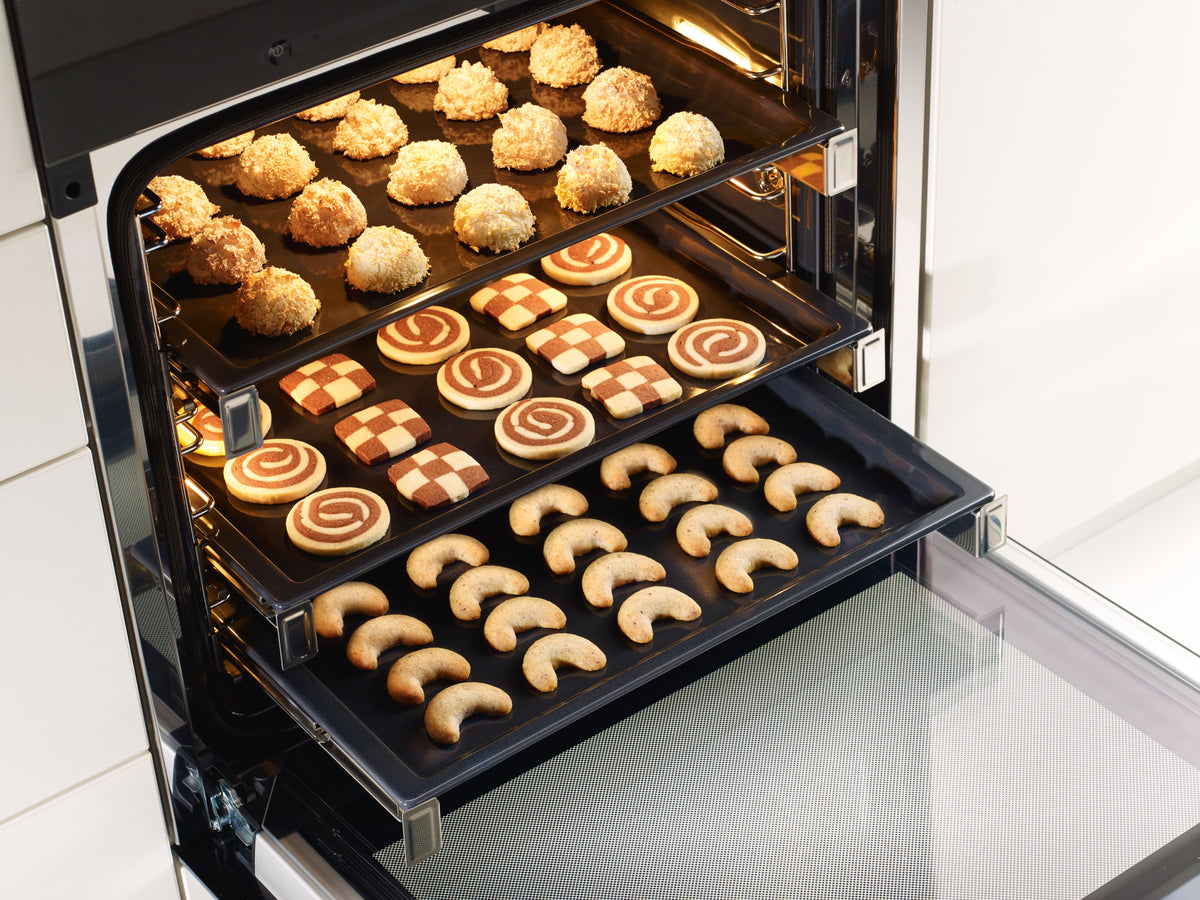 Miele HBB71 Baking tray anthracite; HBB71Baking 9519820