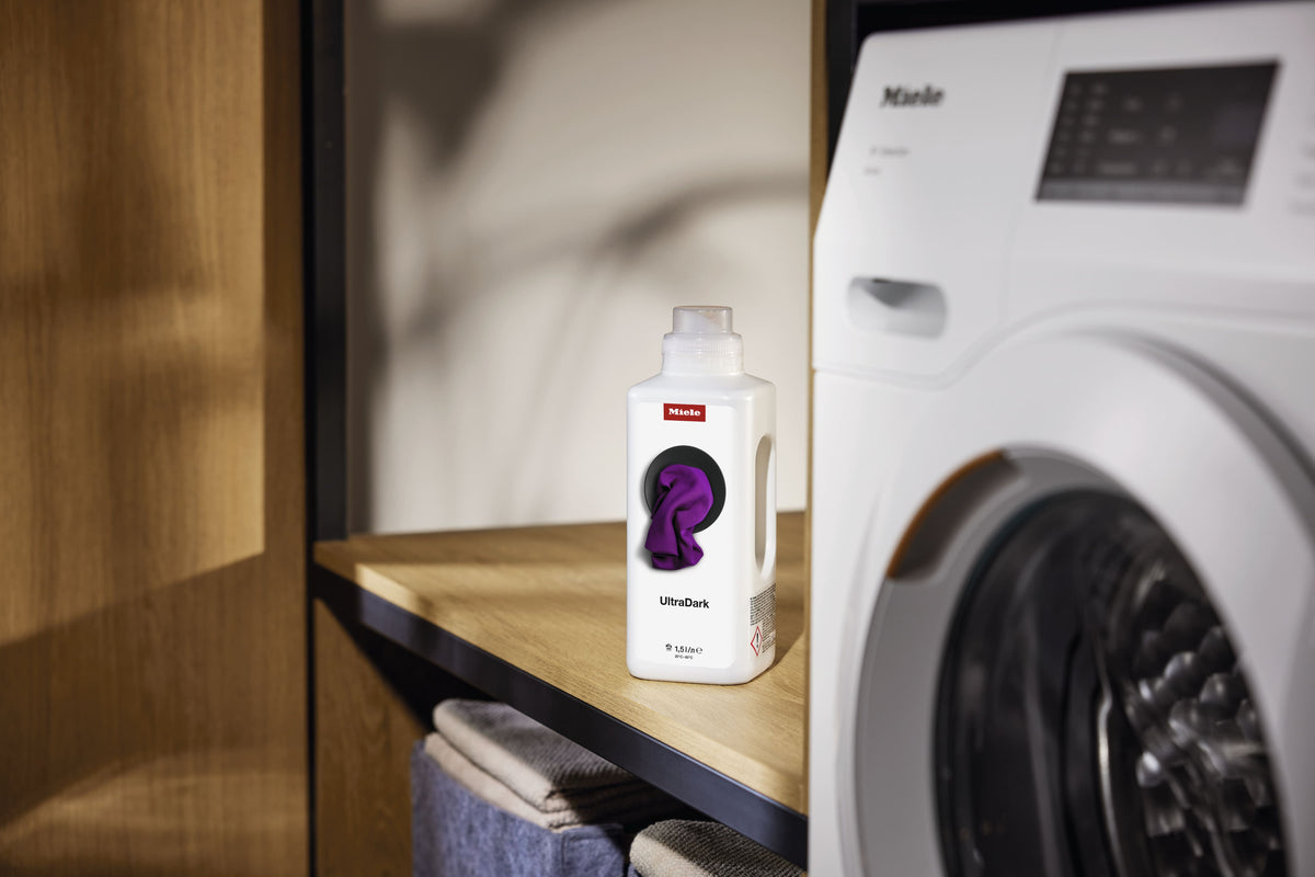 Miele UltraDark Liquid Laundry Detergent 1.5 L WA UD 1502 L – 11986840