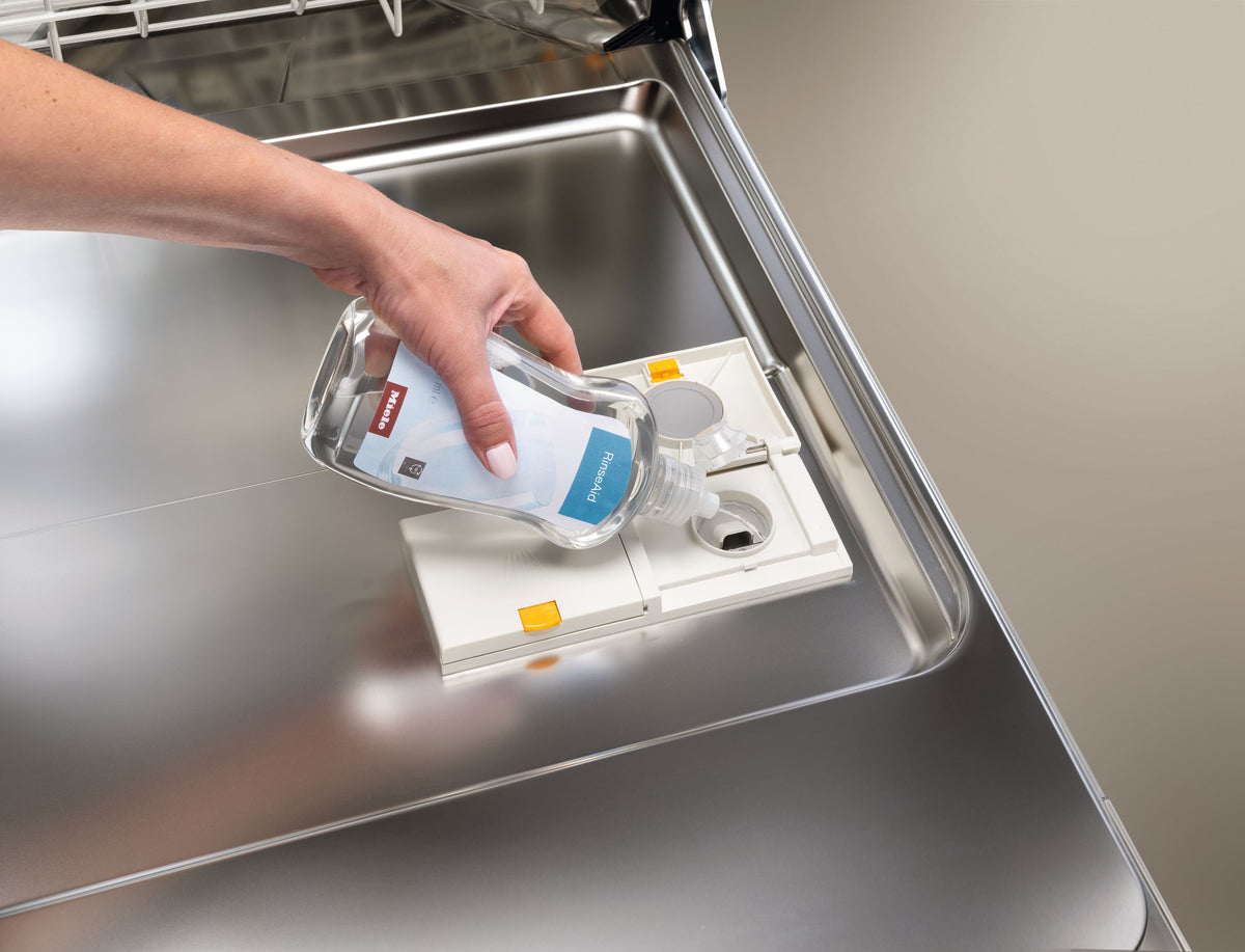 Miele RinseAid Dishwasher Rinse Aid 500 mL GS RA 504 L – 13025390
