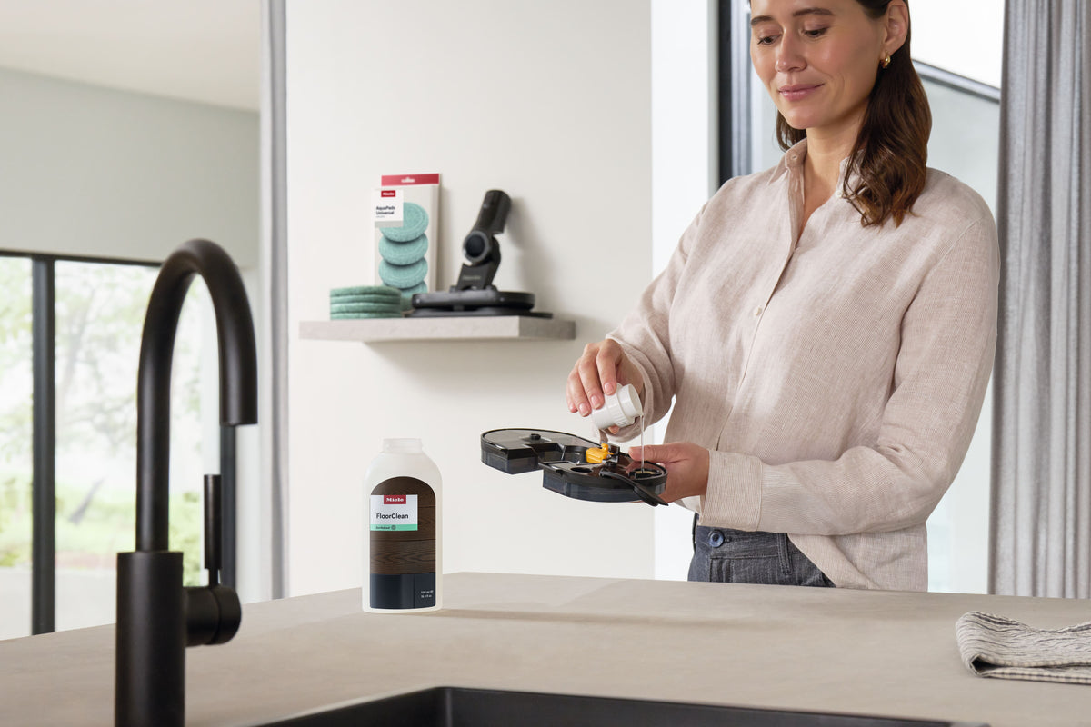 Miele HX-AT 10 AquaTwister Wet-Cleaning Attachment for Triflex HX3 - 12977320