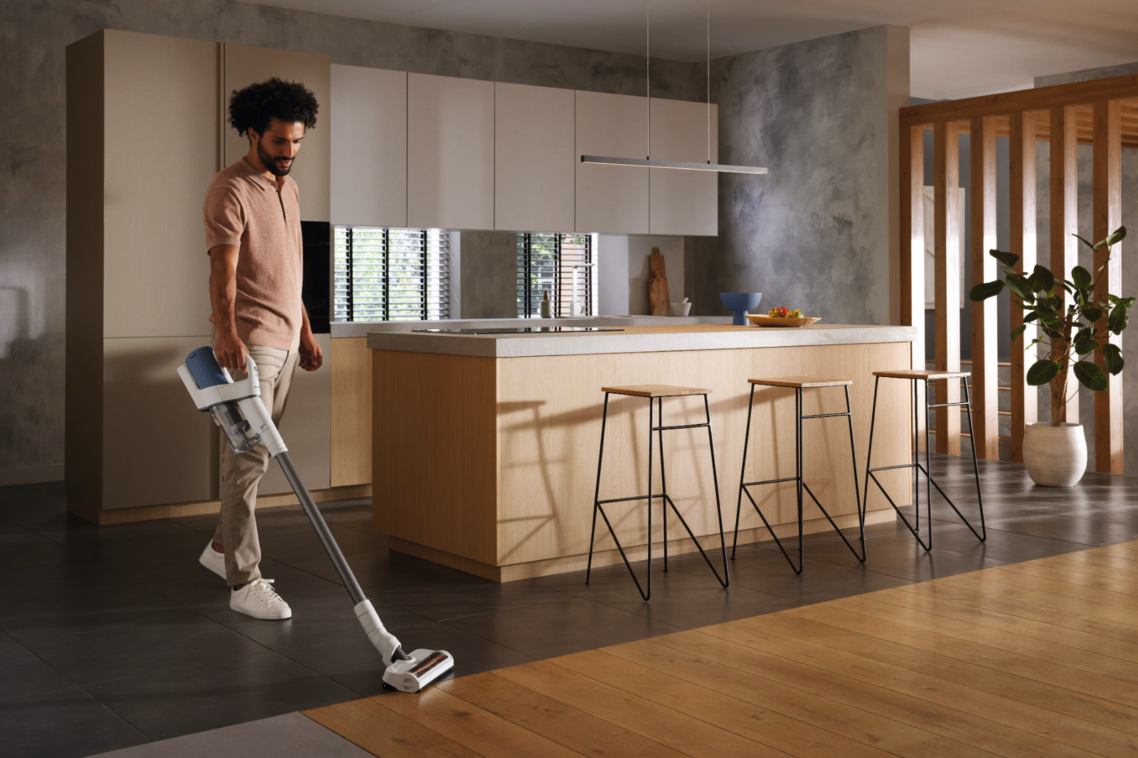 Miele Duoflex HX1 Cordless Upright Vacuum, Nordic blue SKU 12556610