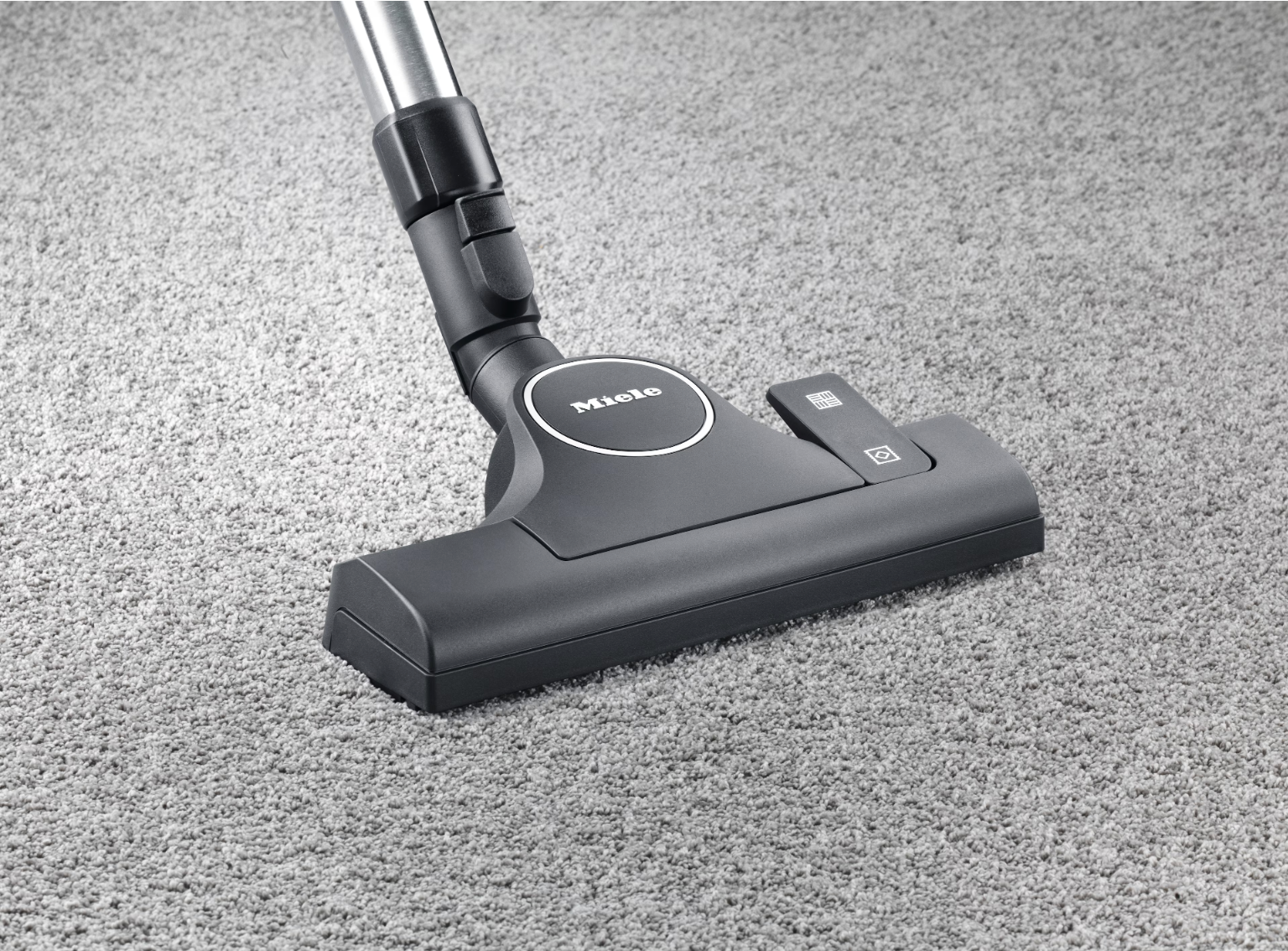 Miele Classic C1 Pure Suction HomeCare PowerLine - SBCN0 Mango red SKU 11262170