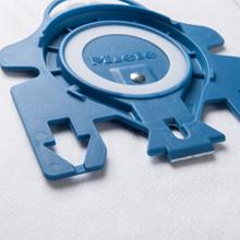 Miele Classic C1 Olympus Canister Vacuum Cleaner, Lotus White - Corded SKU 41BAN030USA