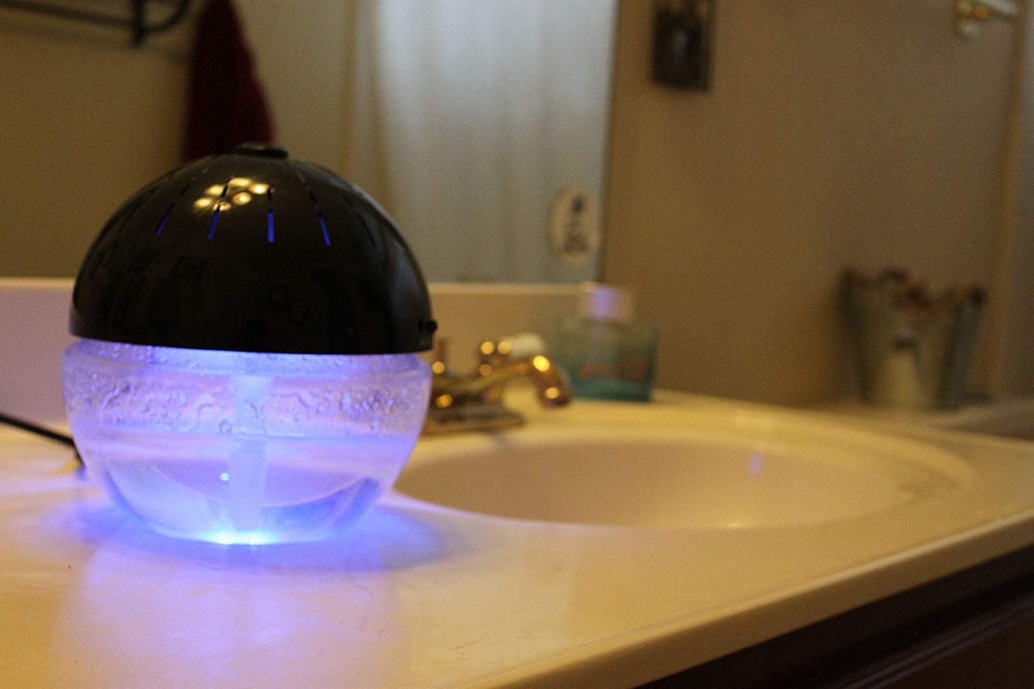 EcoGecko Earth Globe- Glowing Water Air Cleaner and Revitalizer with Lavender Oil, Black, Part 75606-BLACK